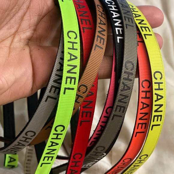 Stylish Headband - Picture 11 of 16